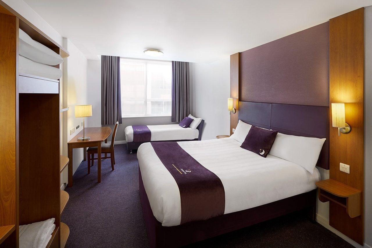 Premier Inn Newcastle - Metro Centre Гейтсхед Экстерьер фото