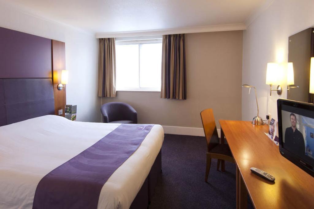 Premier Inn Newcastle - Metro Centre Гейтсхед Номер фото