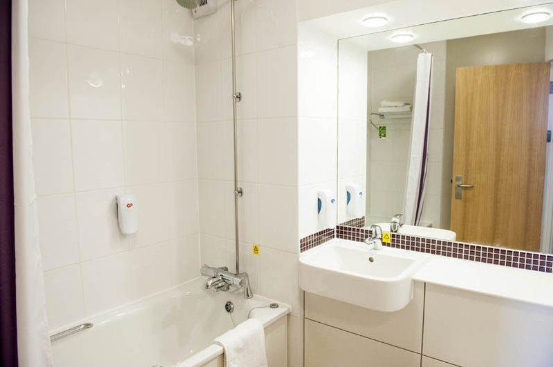 Premier Inn Newcastle - Metro Centre Гейтсхед Экстерьер фото